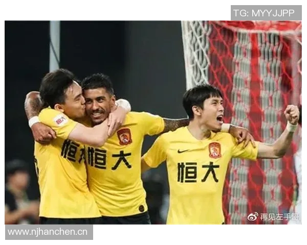 成都羽毛球队与杭州羽毛球队赛后复盘分析团队配合与战术执行的关键因素 成都羽毛球队与杭州羽毛球队赛后复盘分析团队配合与战术执行的关键因素